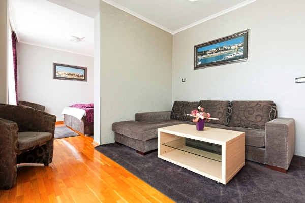 Hotel Nevski (Belgrad)